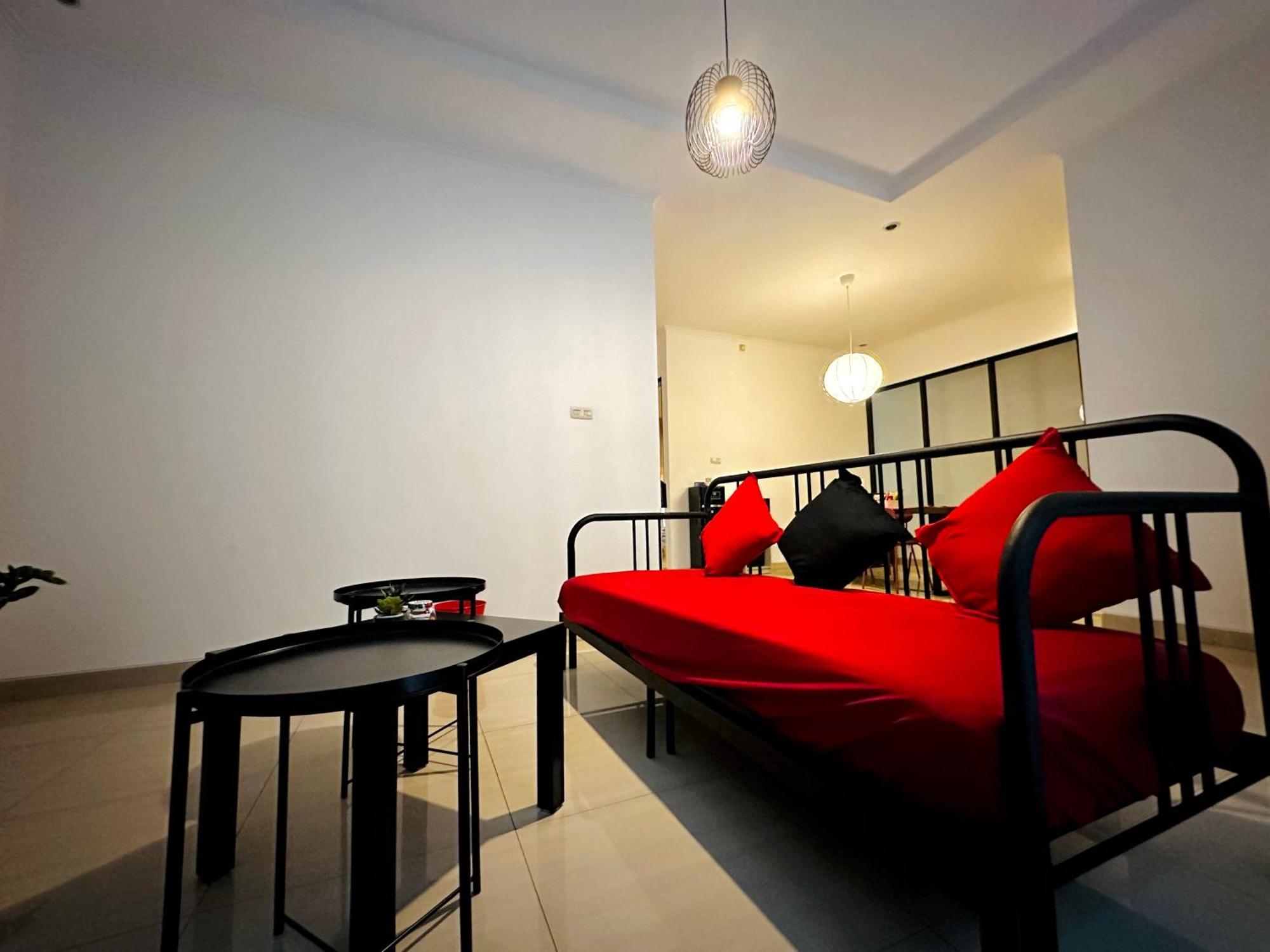 4-Bedroom Home In South Jakarta Nuansa Swadarma Residence By Le Ciel Hospitality Luaran gambar