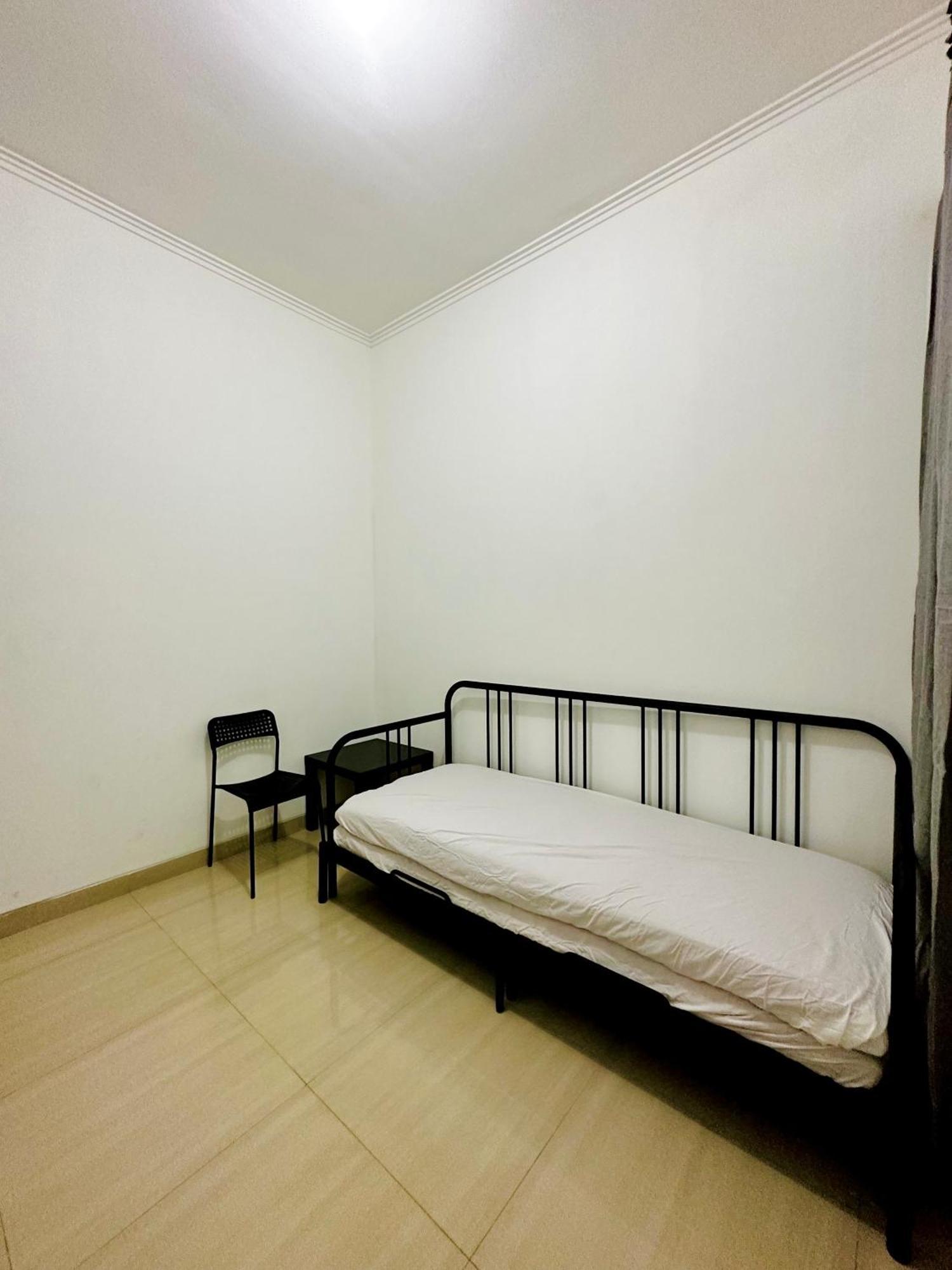 4-Bedroom Home In South Jakarta Nuansa Swadarma Residence By Le Ciel Hospitality Luaran gambar